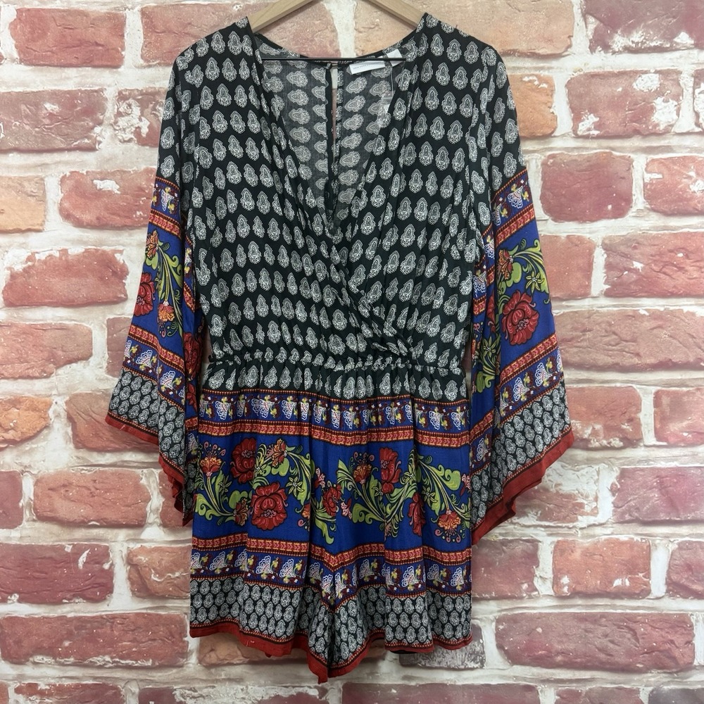 New York & Company Shorts Romper Women's M Boho Floral Abstract Wide Sleeves